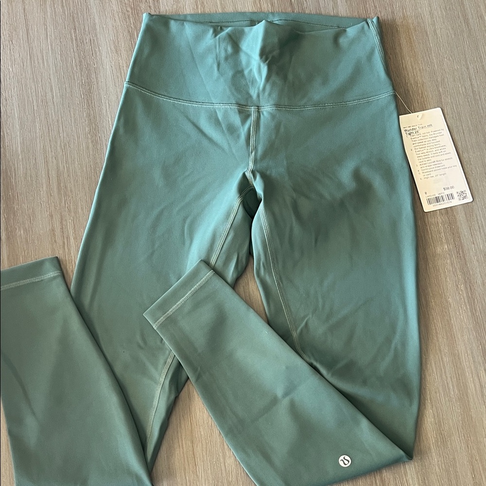 Lululemon Wunder Train HR Tight 28” size 8